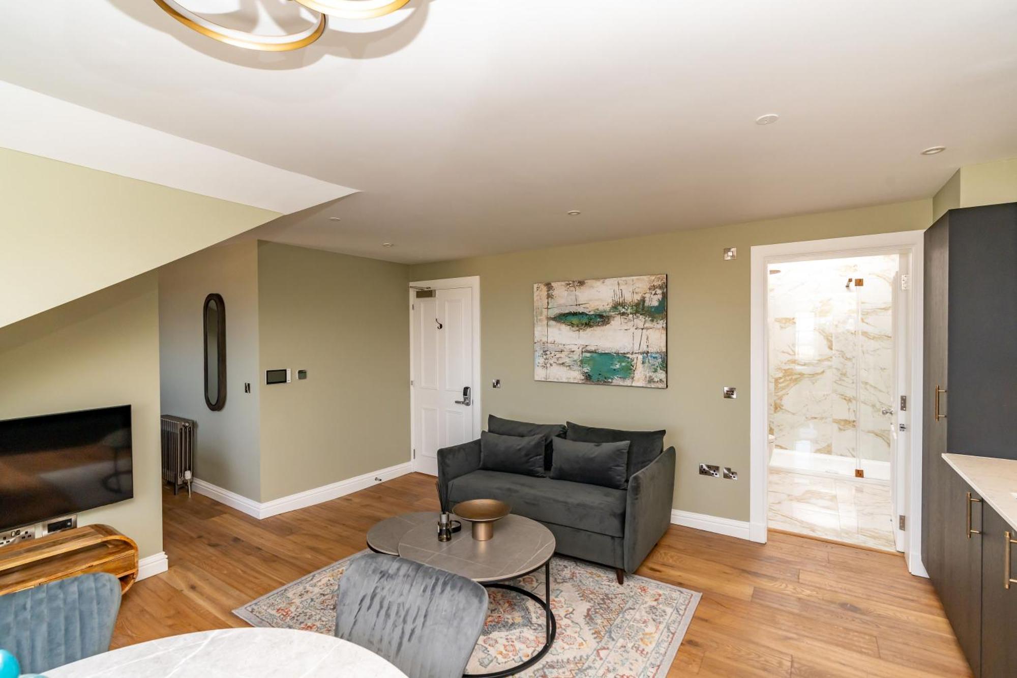 Dragon Suites Luxury Apartments At 9 Albyn Place EDI Exterior photo